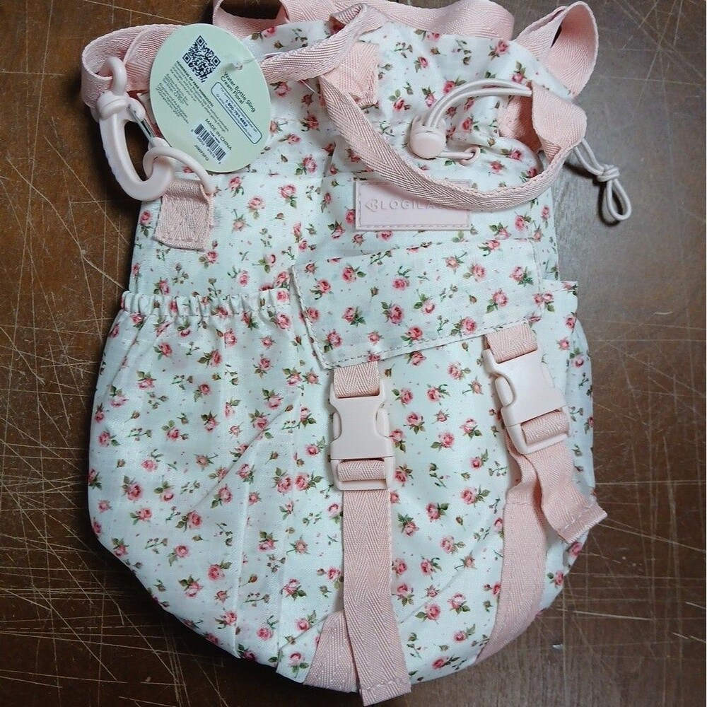 Blogilates Cream Floral Water Bottle Sling Insulated Crossbody Bag NWT